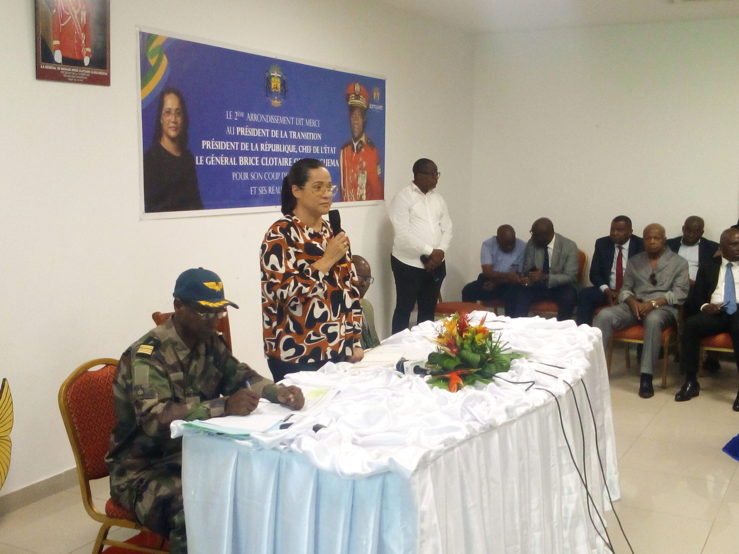 Tournée républicaine : Murielle MINKOUE epse MINTSA lance la mobilisation des populations du 2e arrondissement de Libreville